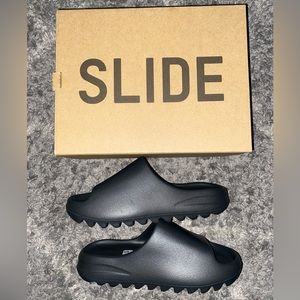 Adidas Yeezy Slide